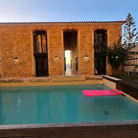 Villa Volakas Beachfront Rethymno